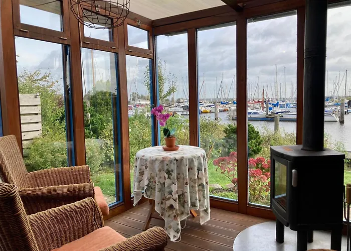 4Pers House Christine W Sauna, Winter Garden & Fishing Pier