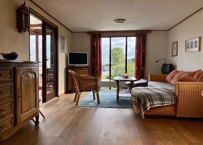 4Pers House Christine W Sauna, Winter Garden & Fishing Pier